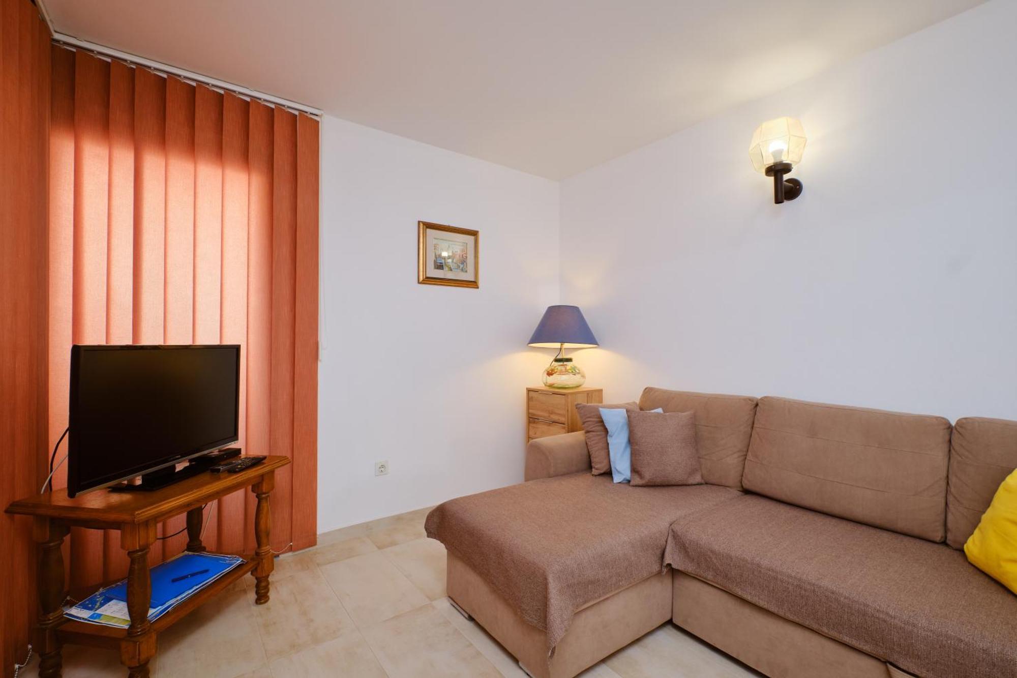 Apartments Katja Mali Losinj Exterior photo