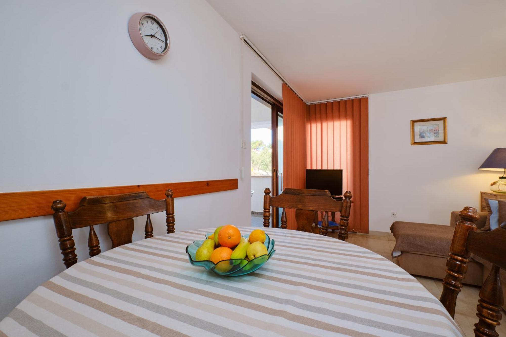 Apartments Katja Mali Losinj Exterior photo