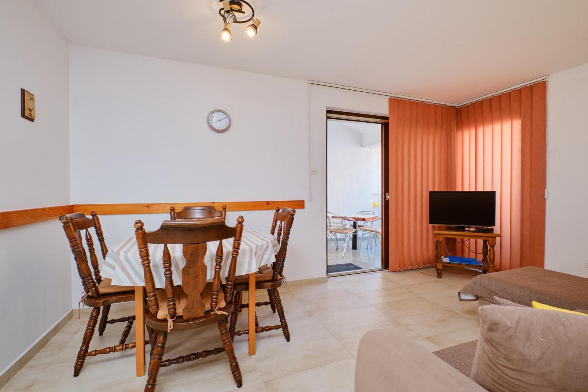 Apartments Katja Mali Losinj Exterior photo