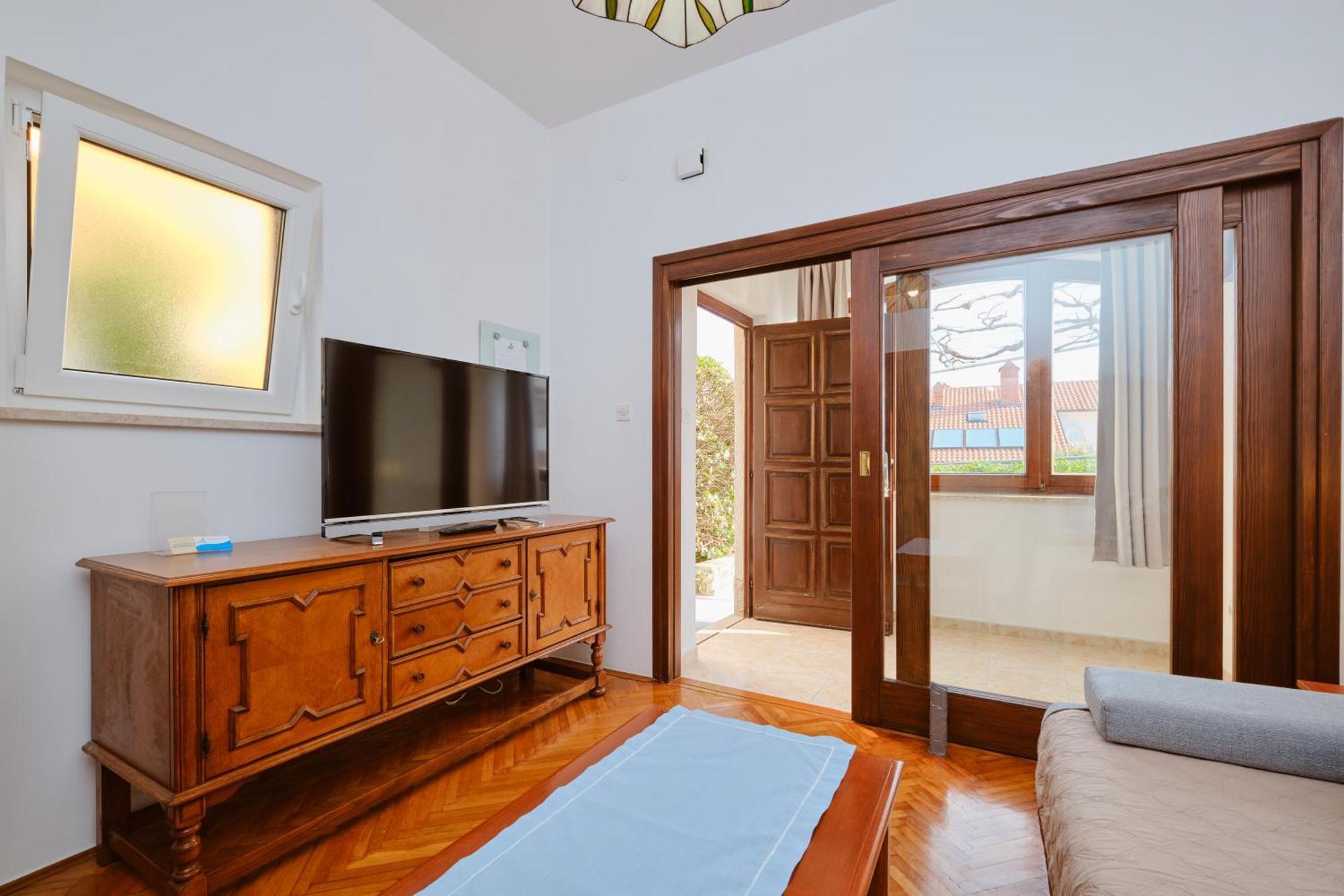 Apartments Katja Mali Losinj Exterior photo